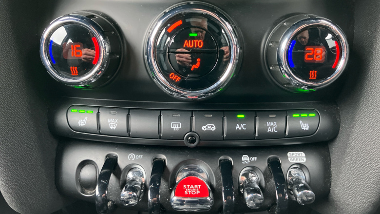 MINI Hatchback 2.0 Cooper S Sport 3dr Auto Petrol Hatchback